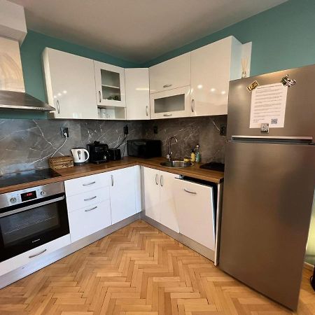 Al Malina 3Bdr Family Apt With Parking Space Near Airport And Iec 소피아 외부 사진