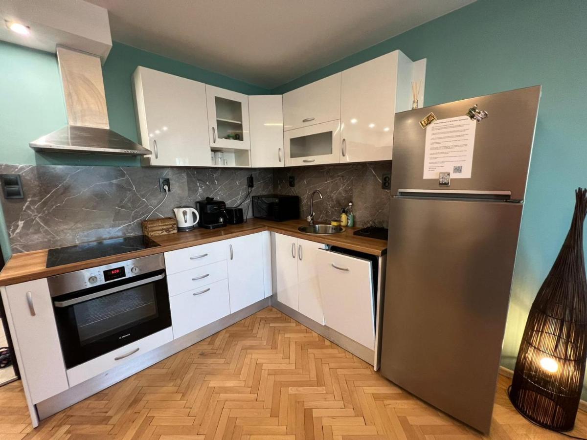 Al Malina 3Bdr Family Apt With Parking Space Near Airport And Iec 소피아 외부 사진